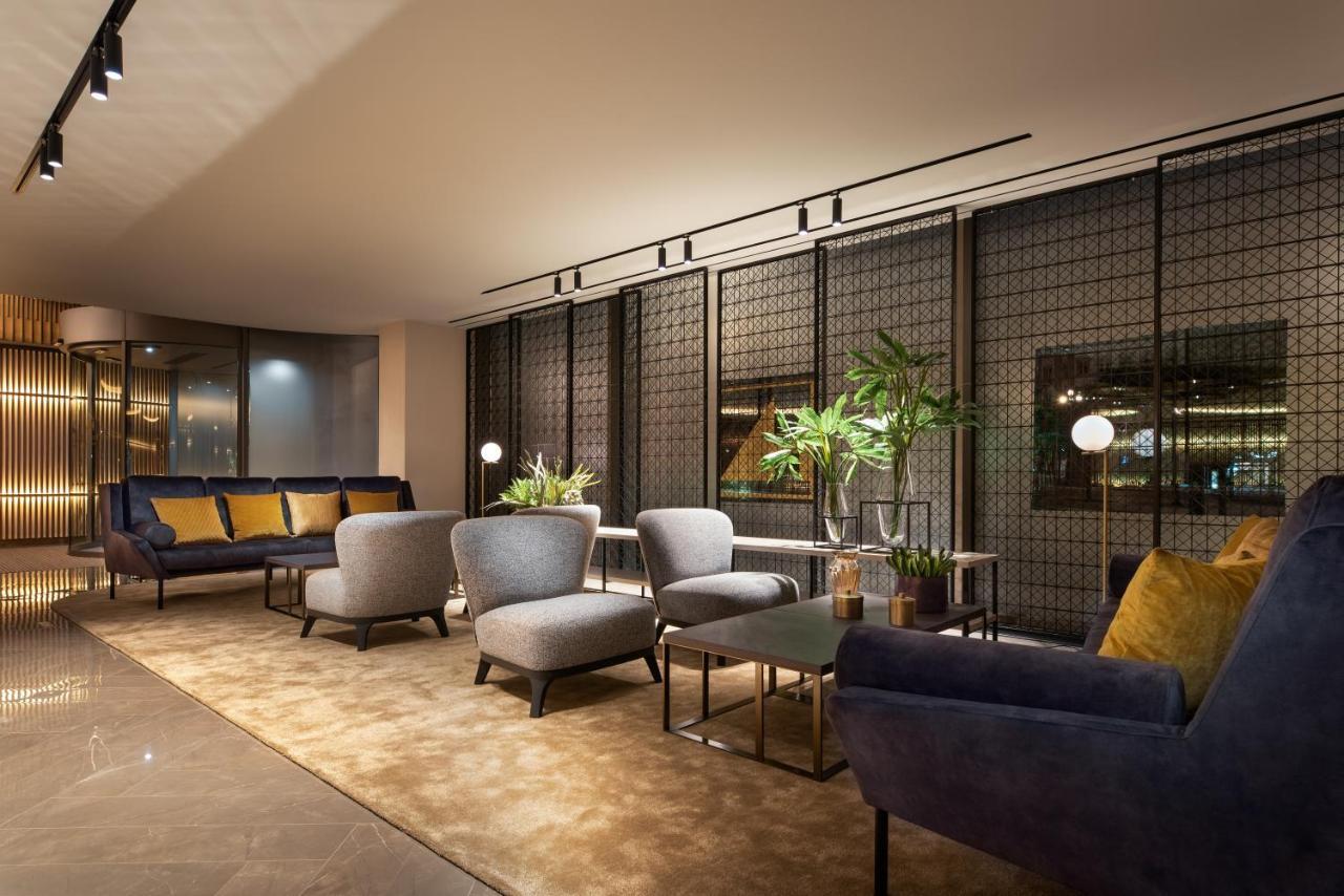 فندق Eurostars Aliados بورتو المظهر الخارجي الصورة The Club at London Heathrow Airport
