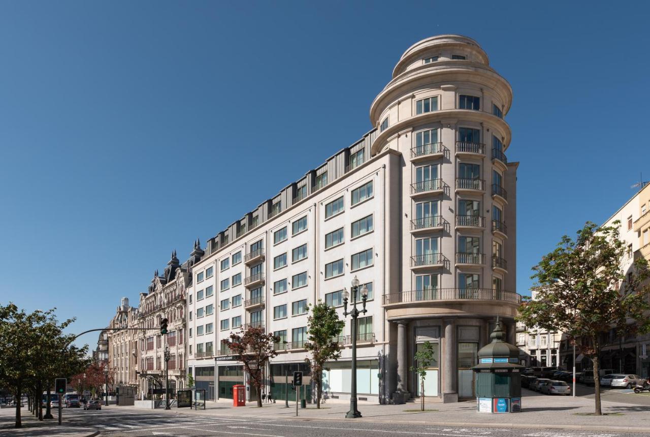 فندق Eurostars Aliados بورتو المظهر الخارجي الصورة The former department store, now apartments