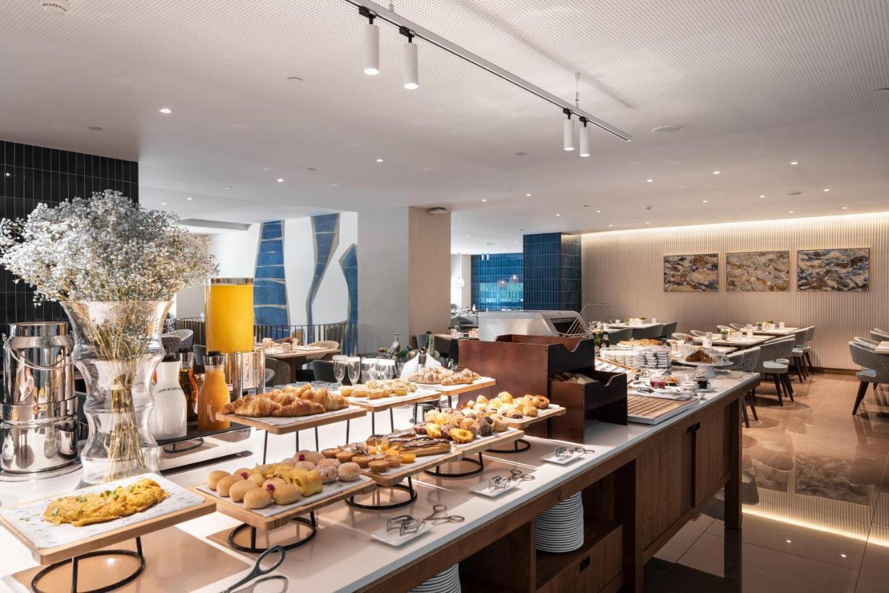 فندق Eurostars Aliados بورتو المظهر الخارجي الصورة The lounge at the airport