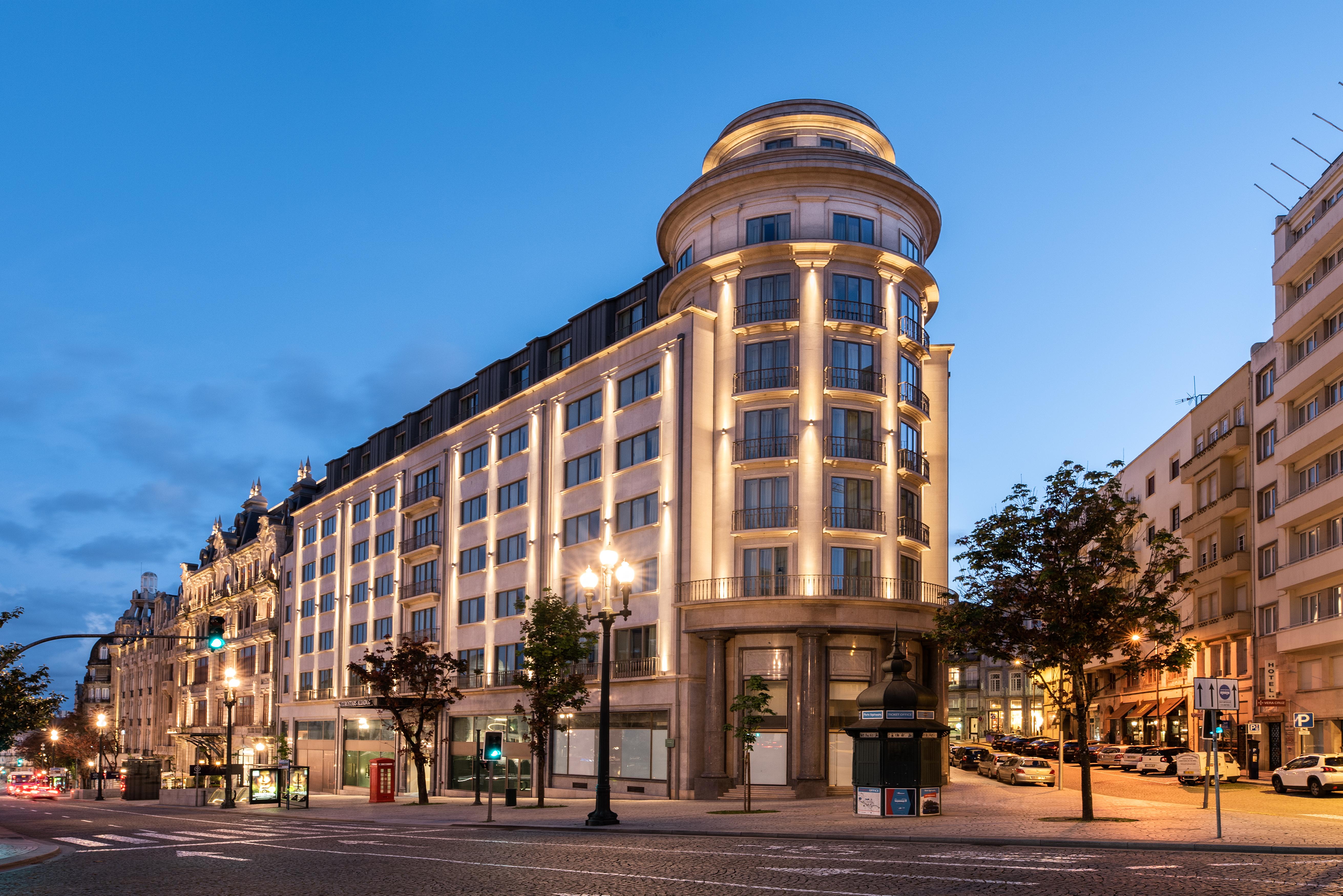 فندق Eurostars Aliados بورتو المظهر الخارجي الصورة The hotel in 2016